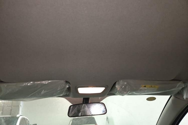 Used JMEV Xiao Qilin 2023 Joyful Edition 201km Comfort Model Headliner