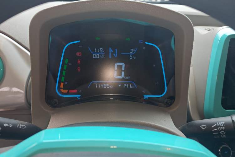 Used JMEV Xiao Qilin 2023 Joyful Edition 201km Luxury Model Instrument Cluster