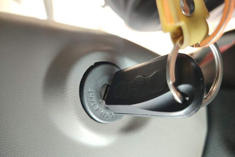 Used JMEV Xiao Qilin 2023 Joyful Edition 201km Comfort Model Interior 1
