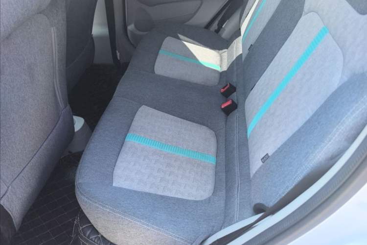Used JMEV Xiao Qilin 2023 Joyful Edition 201km Comfort Model Interior 3
