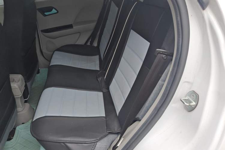 Used JMEV Xiao Qilin 2023 Joyful Edition 201km Comfort Model Left Rear Seat
