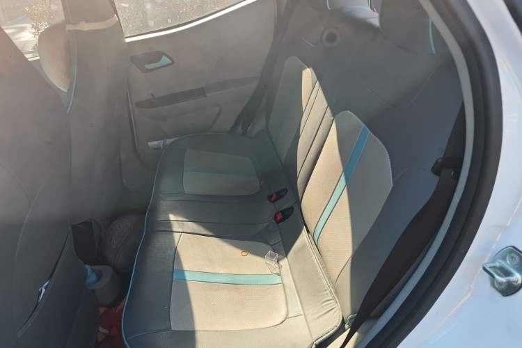 Used JMEV Xiao Qilin 2023 Joyful Edition 201km Comfort Model Left Rear Seat