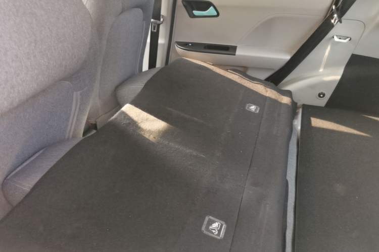 Used JMEV Xiao Qilin 2023 Joyful Edition 201km Comfort Model Left Rear Seat