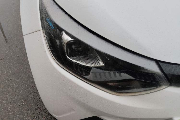 Used JMEV Xiao Qilin 2023 Joyful Edition 201km Comfort Model Right Front Headlight