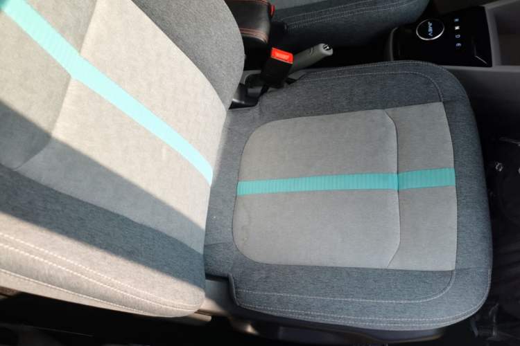 Used JMEV Xiao Qilin 2023 Joyful Edition 201km Comfort Model Right Front Seat