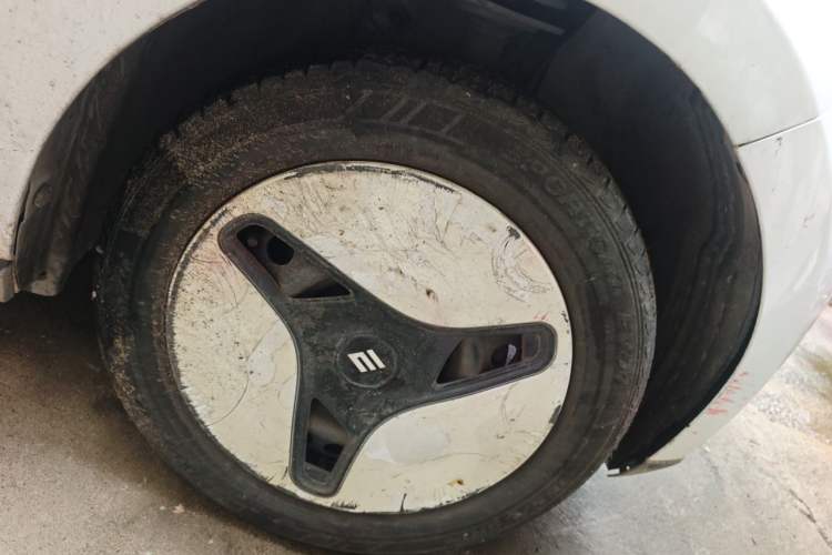 Used JMEV Xiao Qilin 2023 Joyful Edition 201km Comfort Model Right Front Wheel Hub