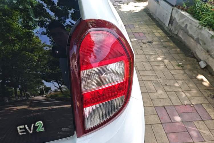 Used JMEV Xiao Qilin 2023 Joyful Edition 201km Luxury Model Right Rear Taillight