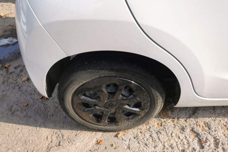 Used JMEV Xiao Qilin 2023 Joyful Edition 201km Comfort Model Right Rear Wheel Hub