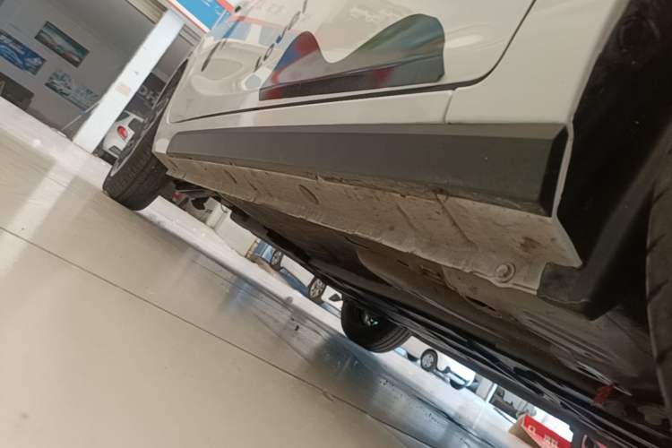 Used JMEV Xiao Qilin 2023 Joyful Edition 201km Comfort Model Right Side Sill
