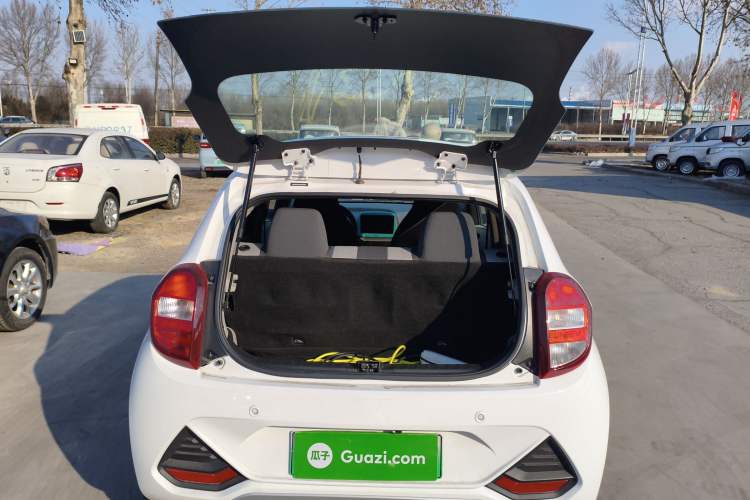 Used JMEV Xiao Qilin 2023 Joyful Edition 201km Comfort Model Trunk