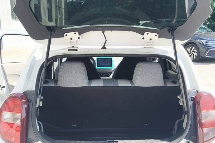 Used JMEV Xiao Qilin 2023 Joyful Edition 201km Comfort Model Trunk