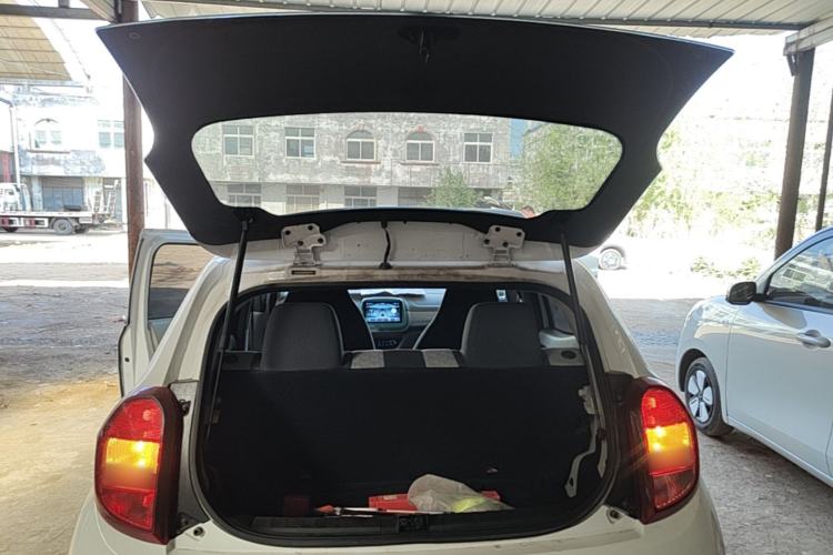 Used JMEV Xiao Qilin 2023 Joyful Edition 201km Comfort Model Trunk