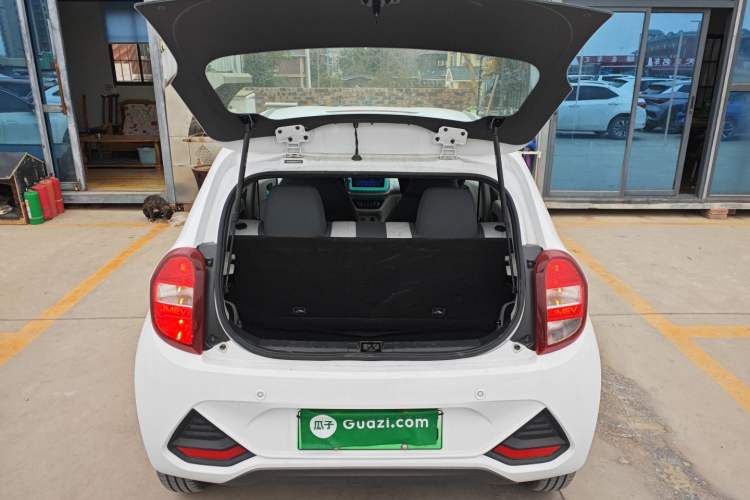 Used JMEV Xiao Qilin 2023 Joyful Edition 201km Comfort Model Trunk
