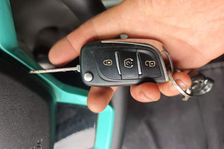 Used JMEV Xiao Qilin 2023 Joyful Edition 201km Comfort Model Vehicle Key