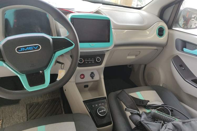 Used JMEV Xiao Qilin 2024 201km Comfort Version Audio And AC Panel