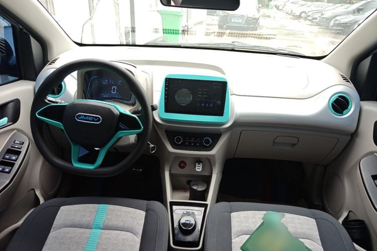 Used JMEV Xiao Qilin 2024 201km Comfort Version Center Console