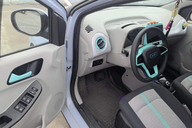 Used JMEV Xiao Qilin 2024 201km Comfort Version Driver Seat
