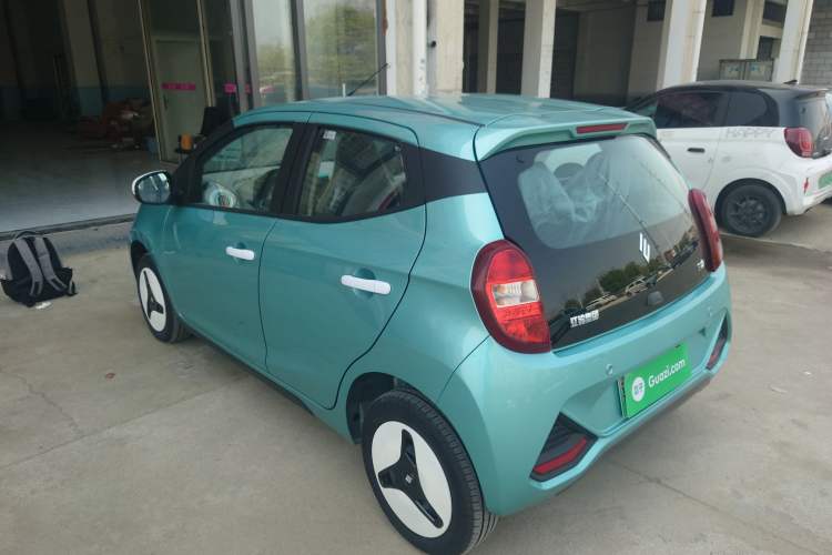Used JMEV Xiao Qilin 2024 201 km Luxury Version Exterior 2