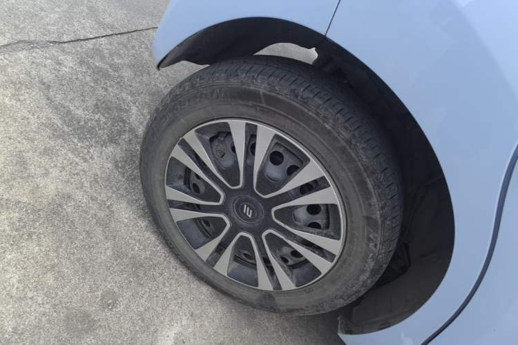 Used JMEV Xiao Qilin 2024 201km Comfort Version Exterior 5