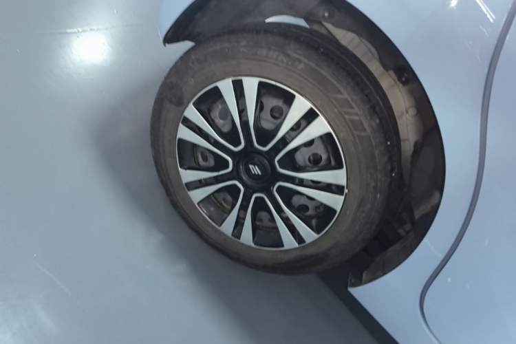 Used JMEV Xiao Qilin 2024 201km Comfort Version Exterior 5