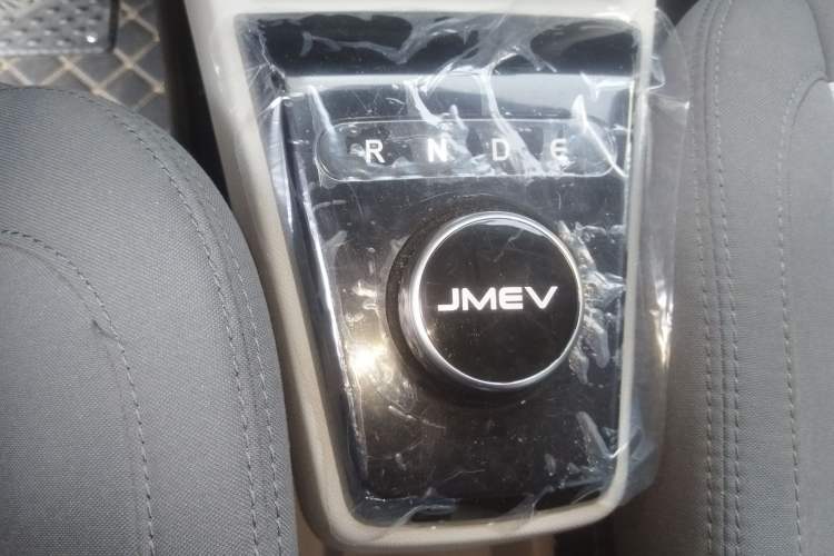 Used JMEV Xiao Qilin 2024 201km Comfort Version Gear Lever