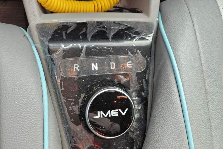 Used JMEV Xiao Qilin 2024 201km Comfort Version Gear Lever