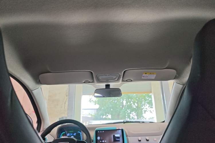 Used JMEV Xiao Qilin 2024 201 km Luxury Version Headliner