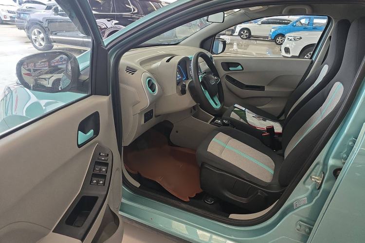 Used JMEV Xiao Qilin 2024 201km Comfort Version Interior 2