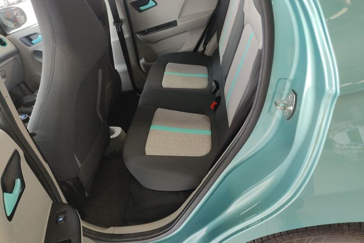 Used JMEV Xiao Qilin 2024 201km Comfort Version Interior 4