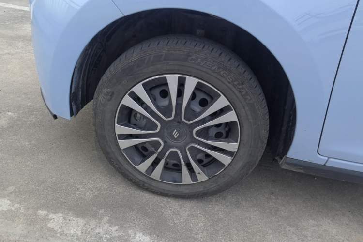 Used JMEV Xiao Qilin 2024 201km Comfort Version Left Front Wheel Hub