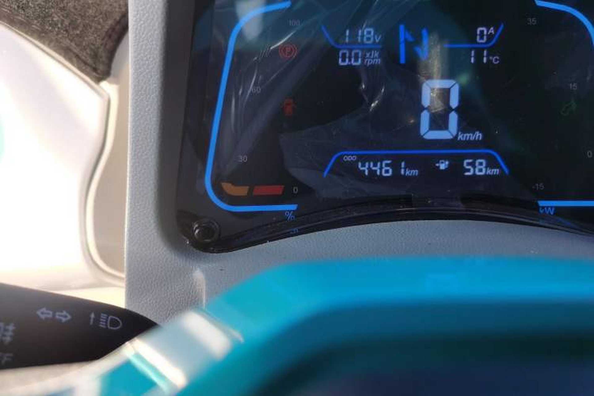 Used JMEV Xiao Qilin 2024 201km Comfort Version Odometer Close Up