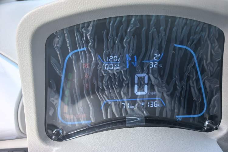 Used JMEV Xiao Qilin 2024 201km Comfort Version Odometer Close Up