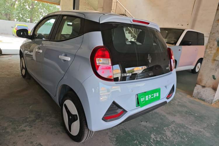 Used JMEV Xiao Qilin 2024 201 km Luxury Version Rear Left 45 Deg