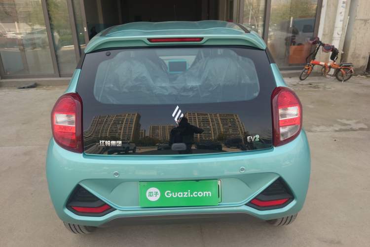 Used JMEV Xiao Qilin 2024 201 km Luxury Version Rear