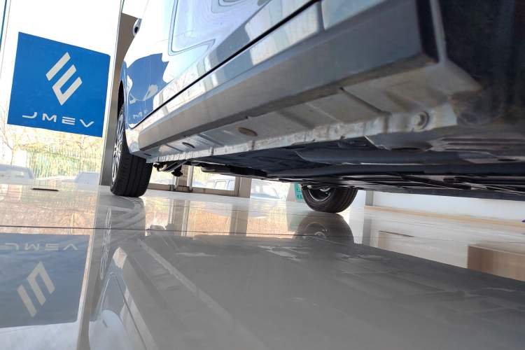 Used JMEV Xiao Qilin 2024 201km Comfort Version Right Side Sill