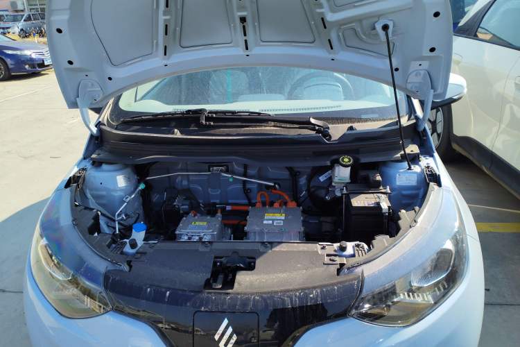 Used JMEV Xiao Qilin 2024 201km Comfort Version Engine Bay