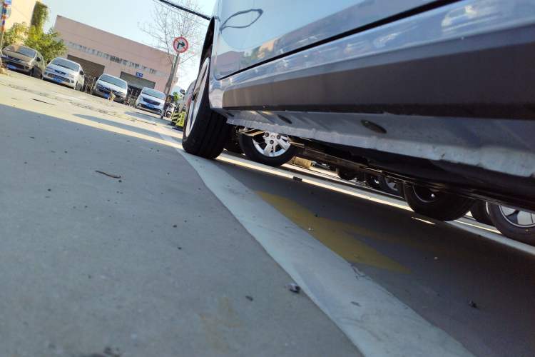 Used JMEV Xiao Qilin 2024 201km Comfort Version Right Side Sill