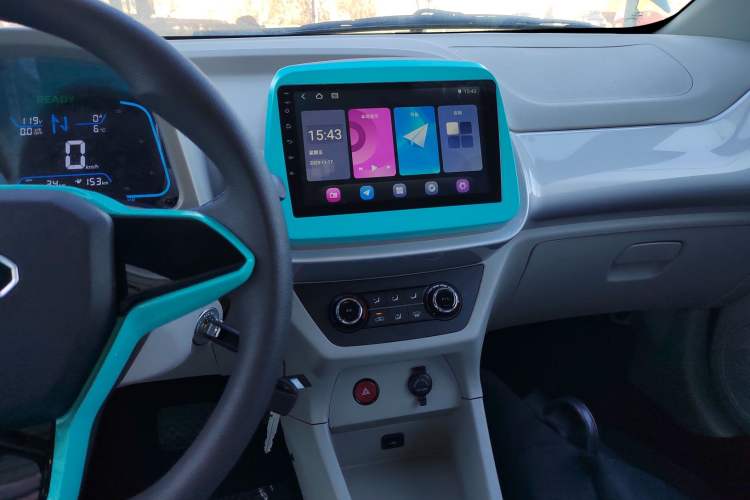 Used JMEV Xiao Qilin 2024 201km Comfort Version Audio And AC Panel
