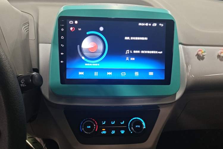 Used JMEV Xiao Qilin 2024 201km Comfort Version Audio And AC Panel