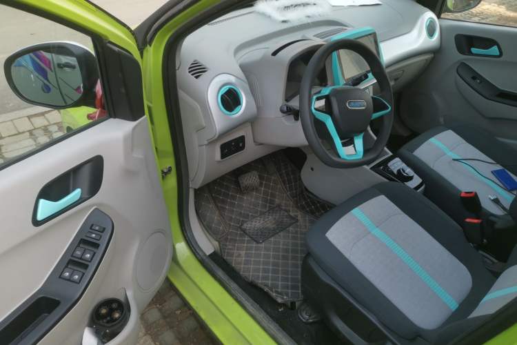 Used JMEV Xiao Qilin 2024 201km Comfort Version Driver Seat