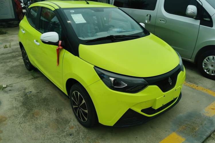 Used JMEV Xiao Qilin 2024 201km Comfort Version Exterior 2