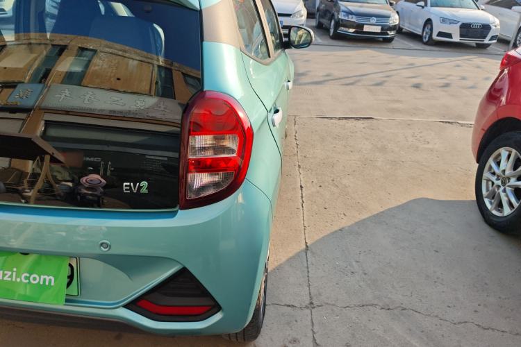 Used JMEV Xiao Qilin 2024 201 km Luxury Version Exterior 3