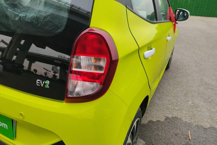 Used JMEV Xiao Qilin 2024 201km Comfort Version Exterior 6
