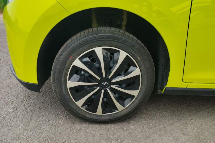 Used JMEV Xiao Qilin 2024 201km Comfort Version Exterior 7