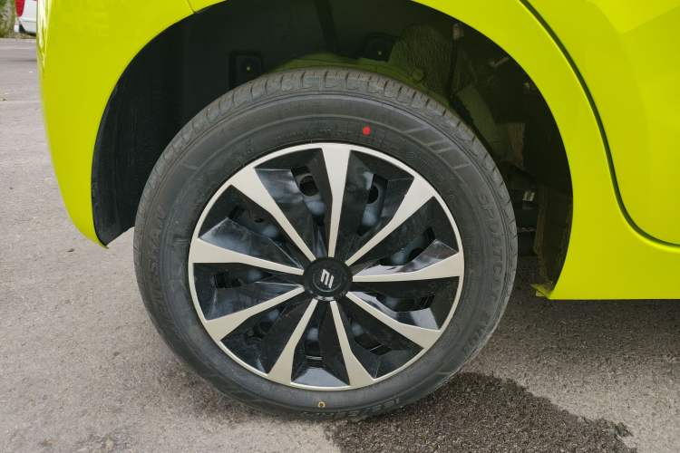 Used JMEV Xiao Qilin 2024 201km Comfort Version Exterior 8