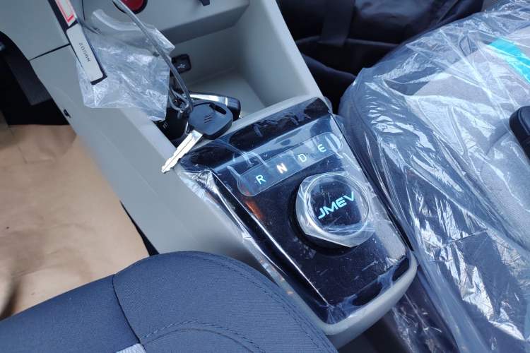 Used JMEV Xiao Qilin 2024 201km Comfort Version Gear Lever