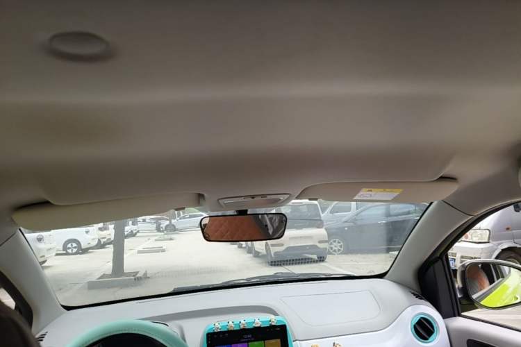 Used JMEV Xiao Qilin 2024 201km Comfort Version Headliner
