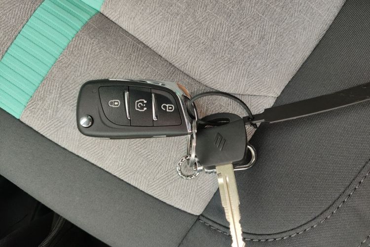 Used JMEV Xiao Qilin 2024 201km Comfort Version Interior 1
