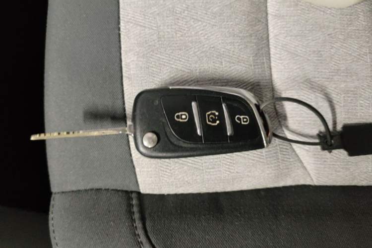 Used JMEV Xiao Qilin 2024 201km Comfort Version Interior 1