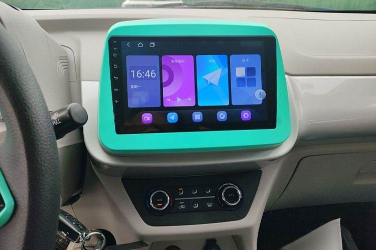 Used JMEV Xiao Qilin 2024 201km Comfort Version Interior 3